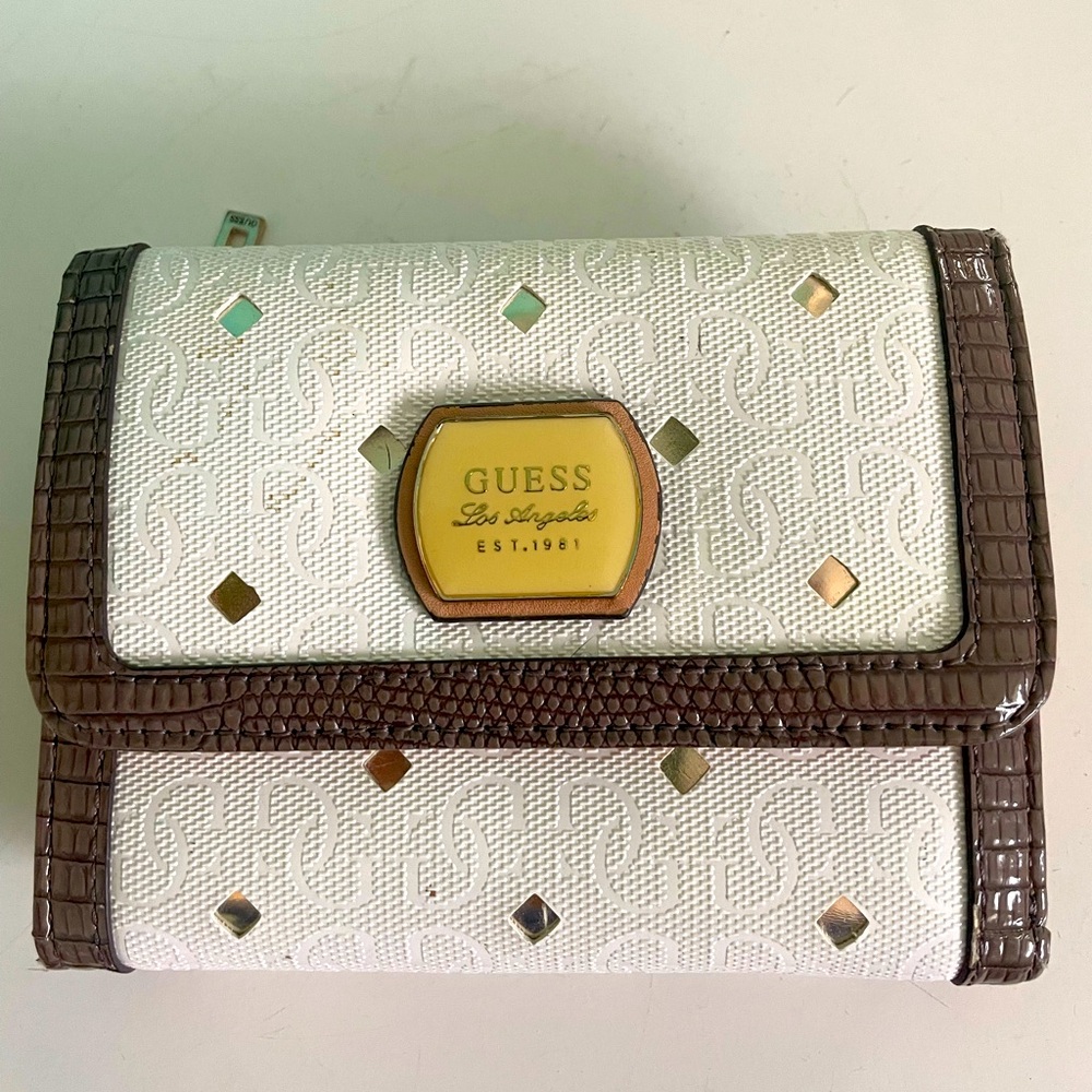 Guess hula girl wallet